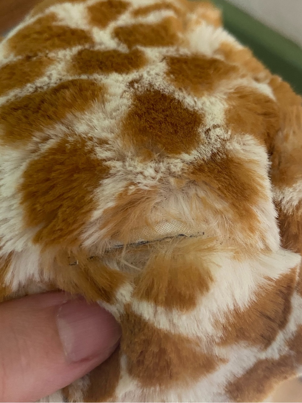 Jellycat Bashful Giraffe - Picture 4 of 4